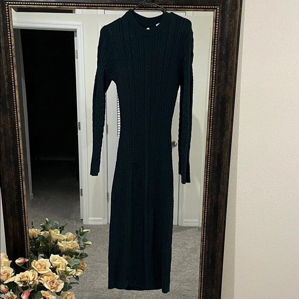 Ronny Kobo Collection Elegant Cut Out Back Midi Sweater Dress - Picture 7 of 9